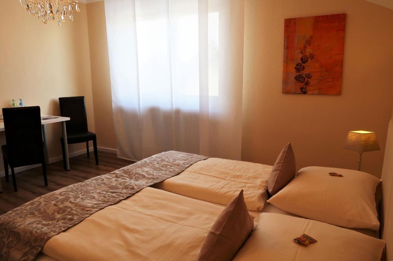 Hotel Garni Bellevue Bad Füssing エクステリア 写真