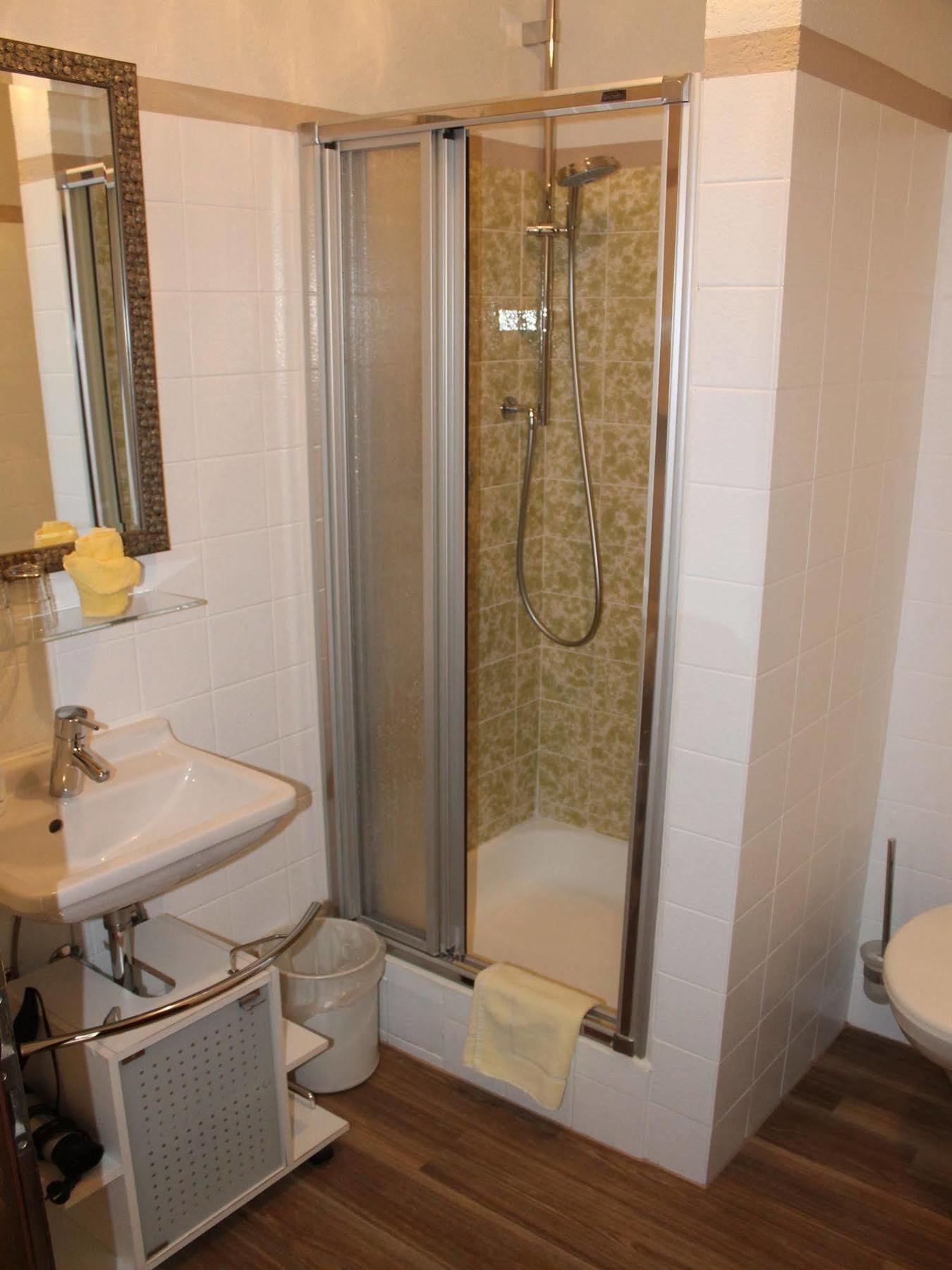 Hotel Garni Bellevue Bad Füssing エクステリア 写真